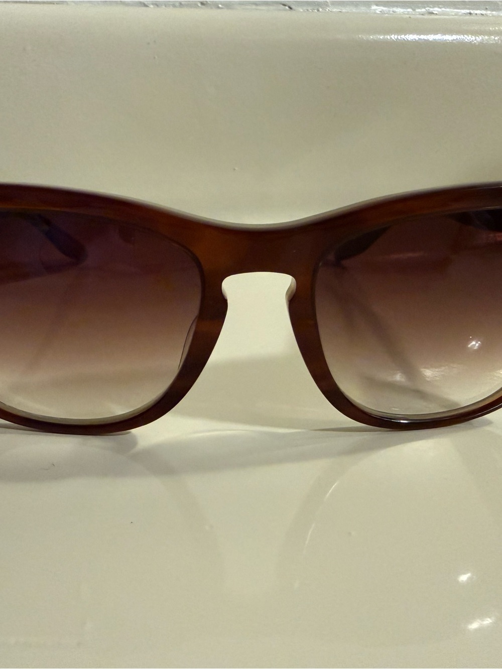 Barton Perreira Brown Gradient Oversized Sunglasses - Picture 3 of 6